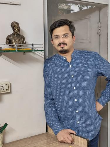 SHAUNAK RAVINDRA DESAI