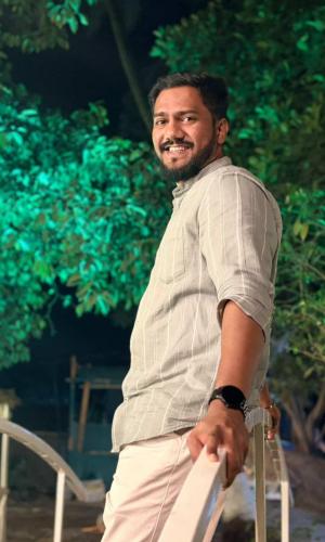 MITISH MARUTI PHONDEKAR