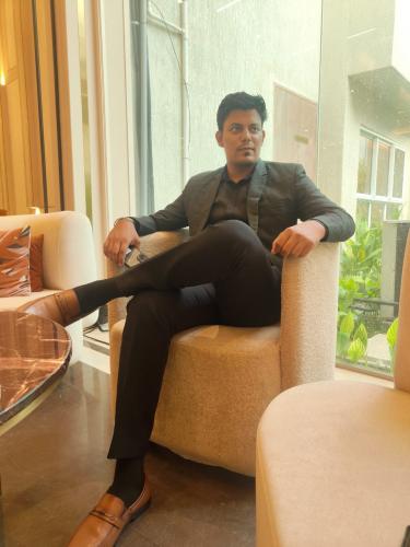 AMIT RAJENDRA SALUNKHE